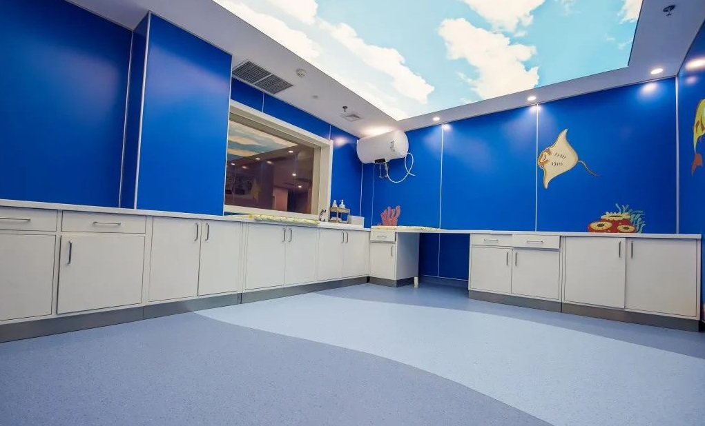 塑膠地板-幼兒園多功能教室