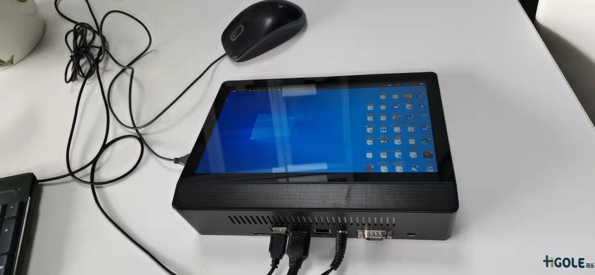 工業平板電腦組成